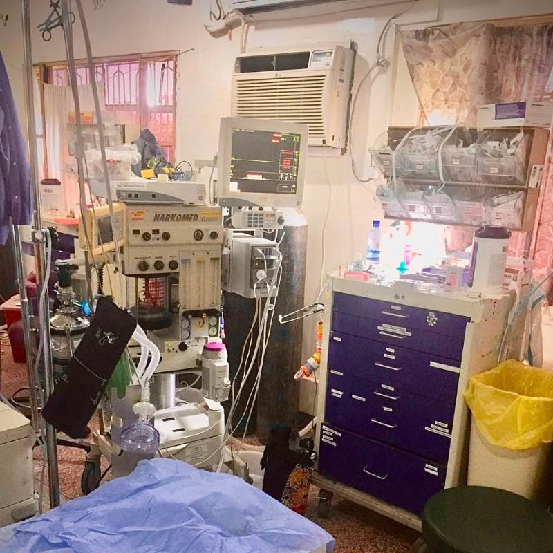 The anesthesia equipment Amanda worked with in Kenya