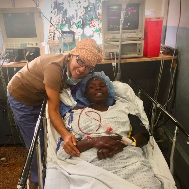 Amanda Kay MSN CRNA with a patient in Kenya - CRNA coach and mentor for aspiring nurse anesthetists